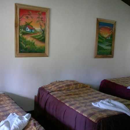 Hostel Villa Verde Monteverde 외부 사진
